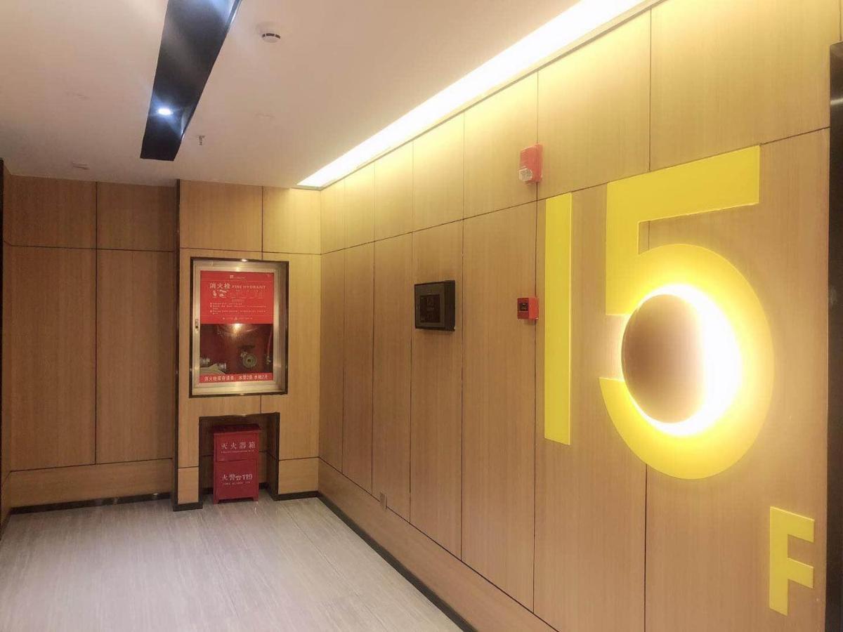 Iu Hotel Guiyang Olympic Sports Center China Resources Vientiane エクステリア 写真